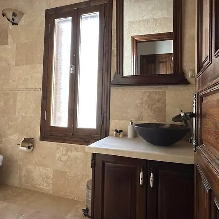 Cunda Nazimaki Hotel Ayvalı