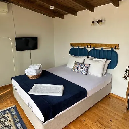 Cunda Nazimaki Hotel Ayvalı